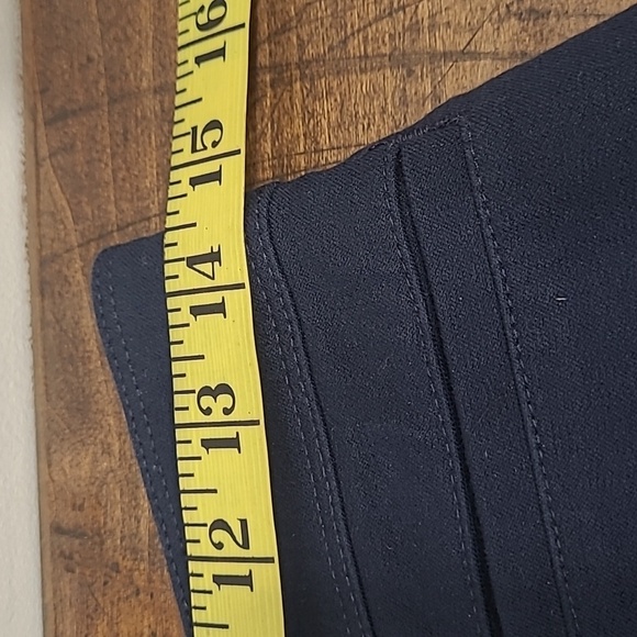 EUC Wilfred Free Skirt Women's sz 8 Blue Stretch Denim Button Down Mini Skirt - Picture 6 of 8